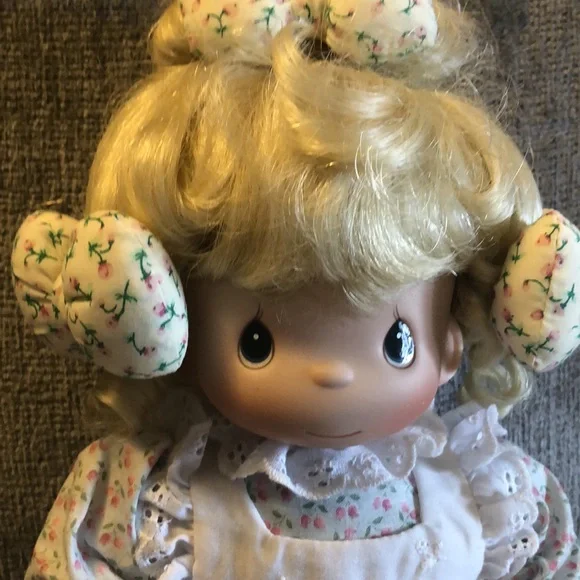 Precious Moments Doll Tell Me Story of Jesus Porcelain 14” T Vtg 1994 #2912A - Picture 2 of 4